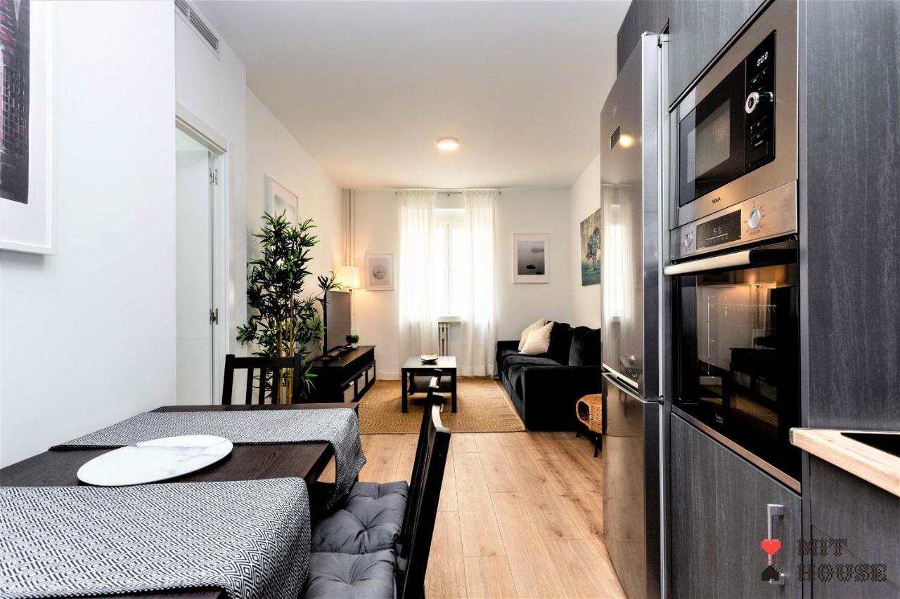 Apartament Latina En Madryt Zewnętrze zdjęcie
